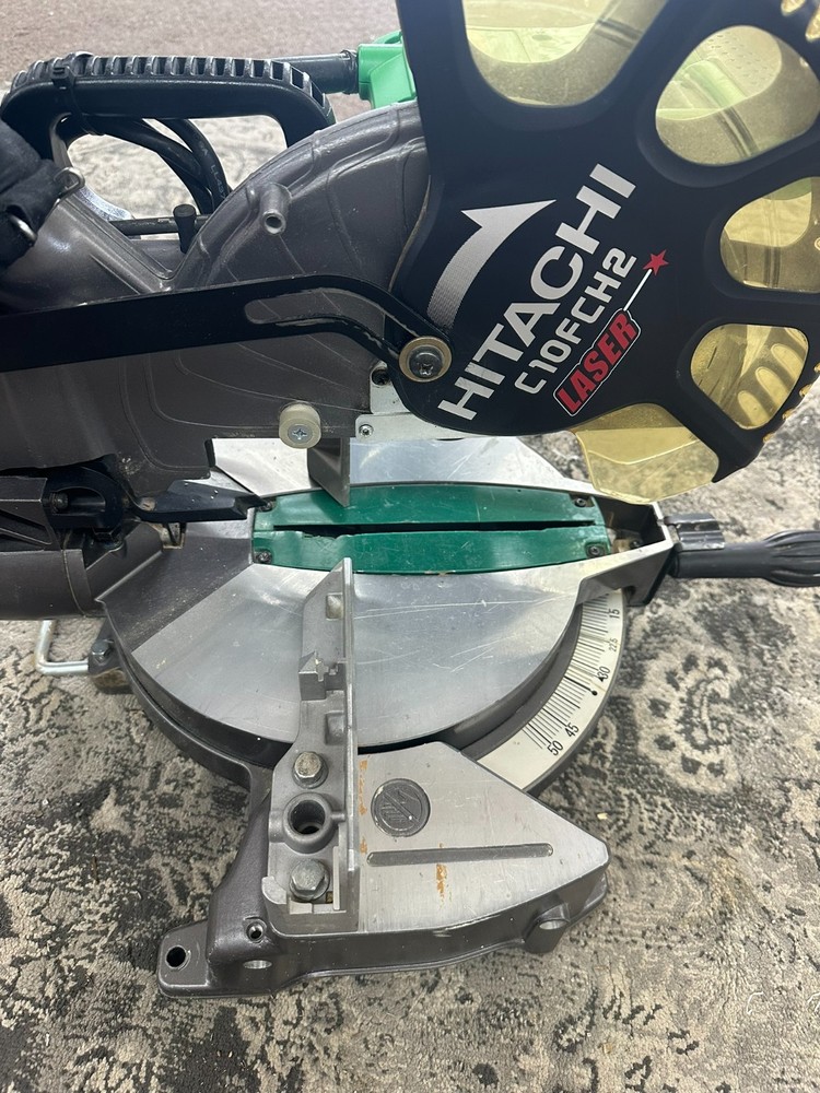Hitachi C10FCH2 Compound Miter Saw and Laser Marker