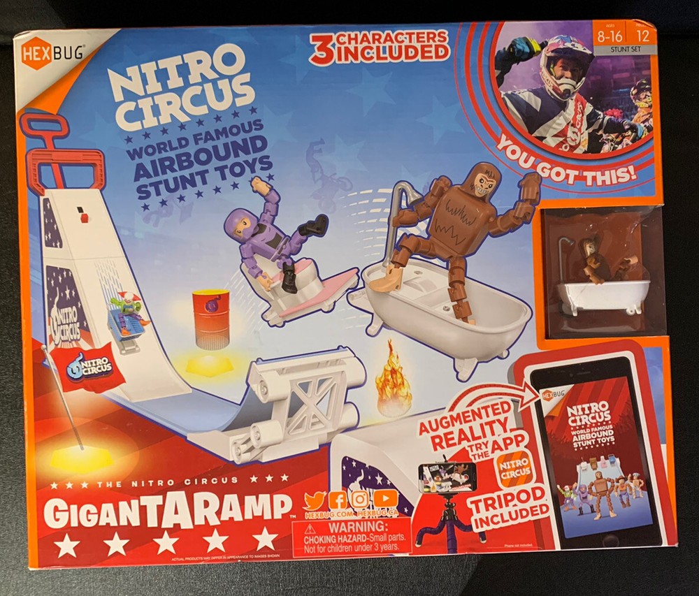 Hexbug The Circus Gigantaramp With 3 Charactors