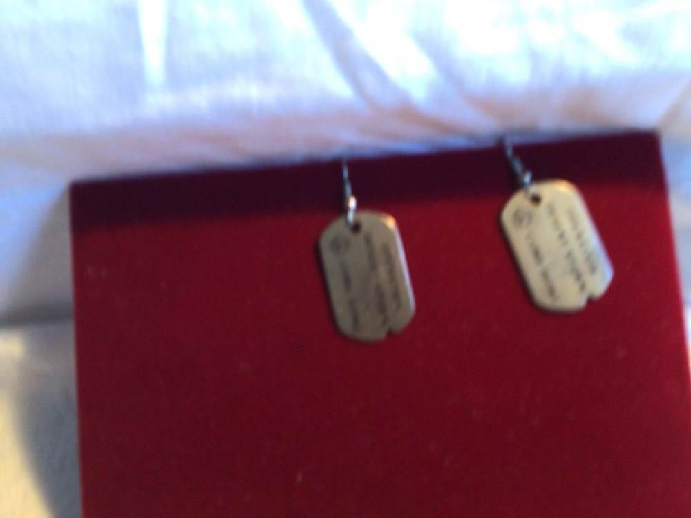 Pair Military Desert Storm Dangle Pierced Earring Nice Condition
