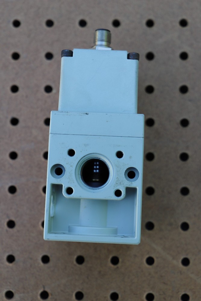 NUMATICS E221-021 PROPORTIONAL REGULATOR 4-20MA