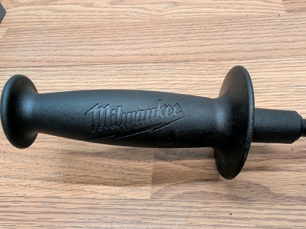 Milwaukee Adjustable Handle For Hammer Drill Driver