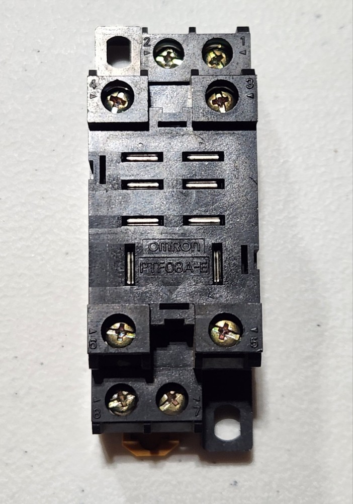50pcs. OMRON PTF08A-E / PTF08AE Relay Socket DIN RAIL 15A 240V