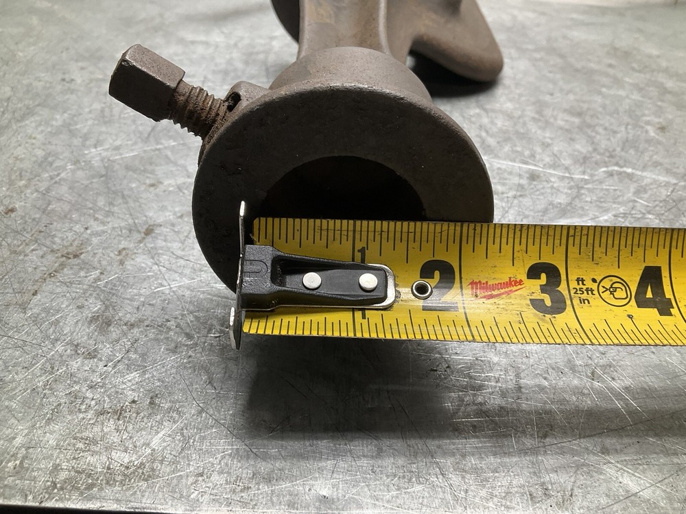 Pexto Style Bead Roller Mount Frame Screw Type