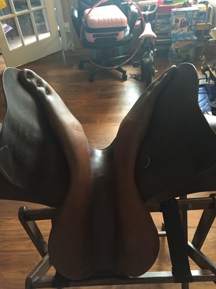 17” Devoucoux Biarritz Saddle