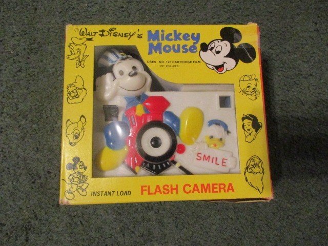 Vintage Disney Mickey Mouse Instant Load Flash Camera New