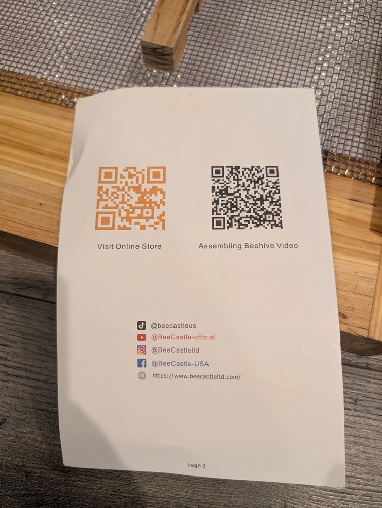 Bee Castle 8/10-FRAME MESH BOTTOM BOARD Beekeeping