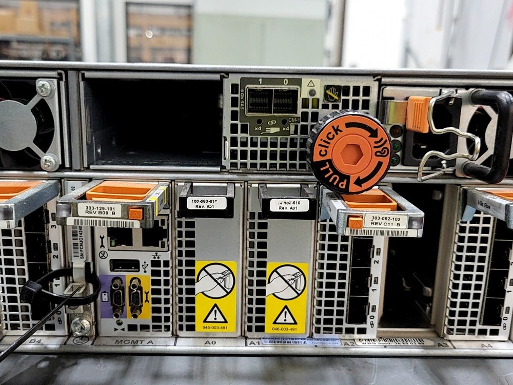 EMC JTFR-1 VNX5300 25-Bay SFF Expansion Array SEE NOTES