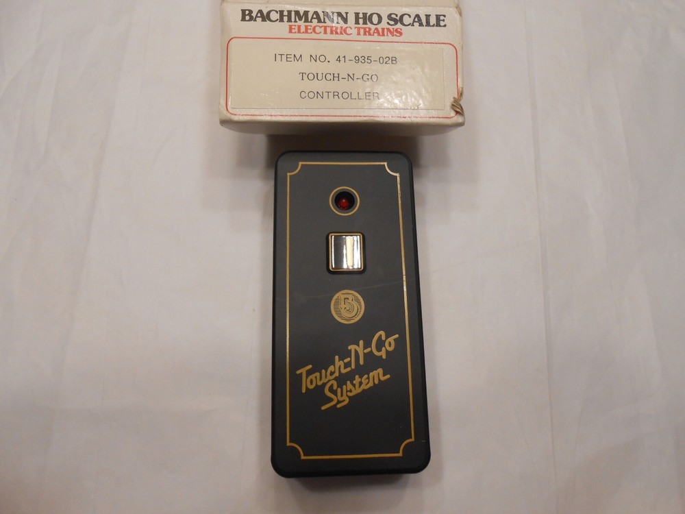 Bachmann HO Scale Touch-N-Go System Controller No. 41-935-02B - Untested