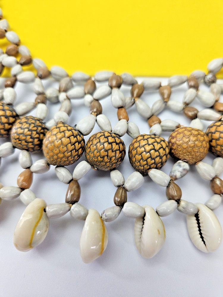 Vintage African Infinity Beaded/Shell Chocker Necklace Beautiful!