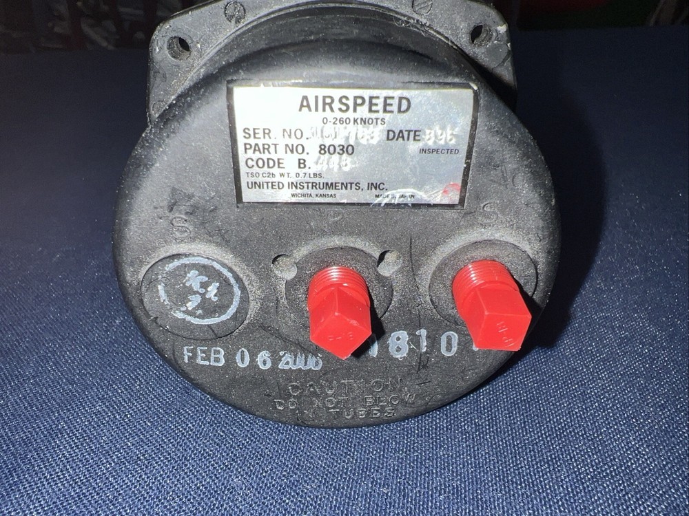 United Instruments 260 Knot Airspeed Indicator / PN 8030