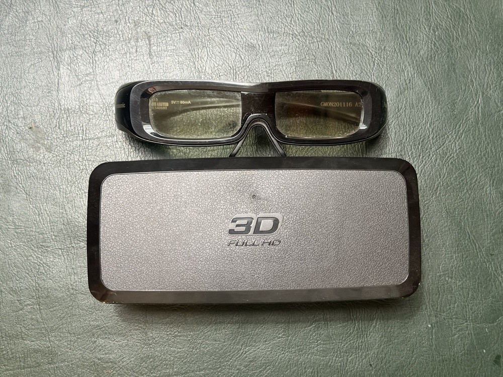Panasonic TY-EW3D2M Active Shutter 3D Glasses Black OEM - Includes Case