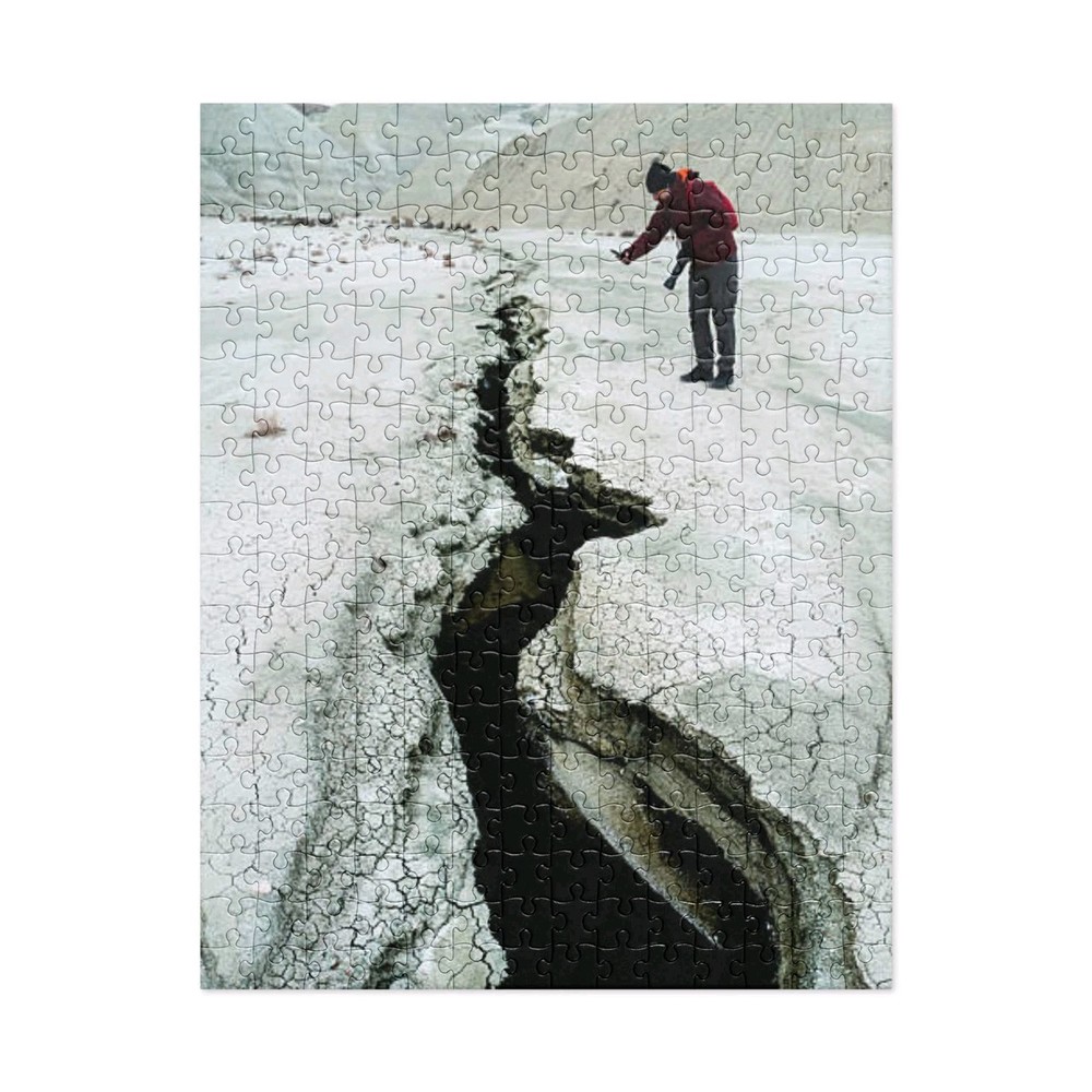 Deep Crack in the Ice Shelf Jigsaw puzzle 252 pc