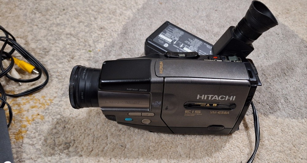 Hitachi VM e58A video camera Read Please