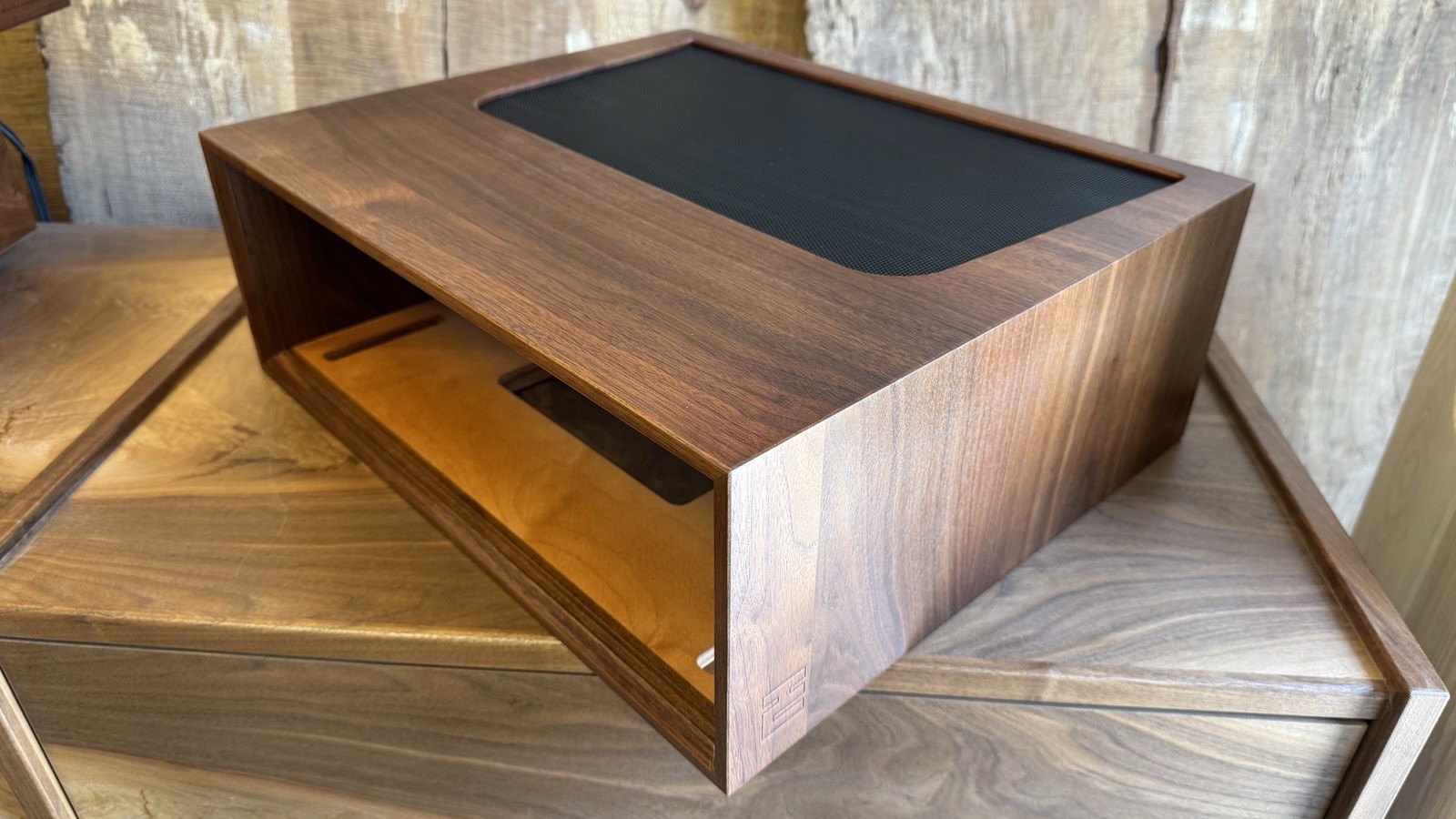 Marantz WC-22 Solid Walnut Custom Cabinet. Fits most 22/44 SERIES (Pre-Order)