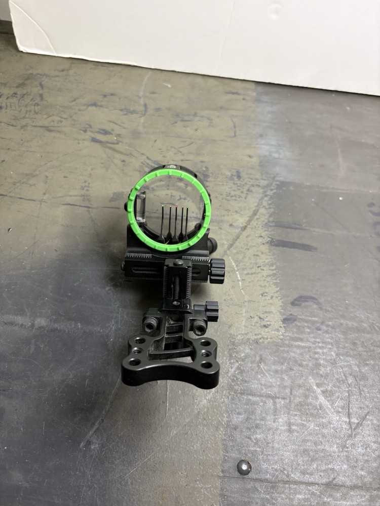 Fuse Vectrix PXT 5 Pin Bow Sight Micro Adjust Black RH