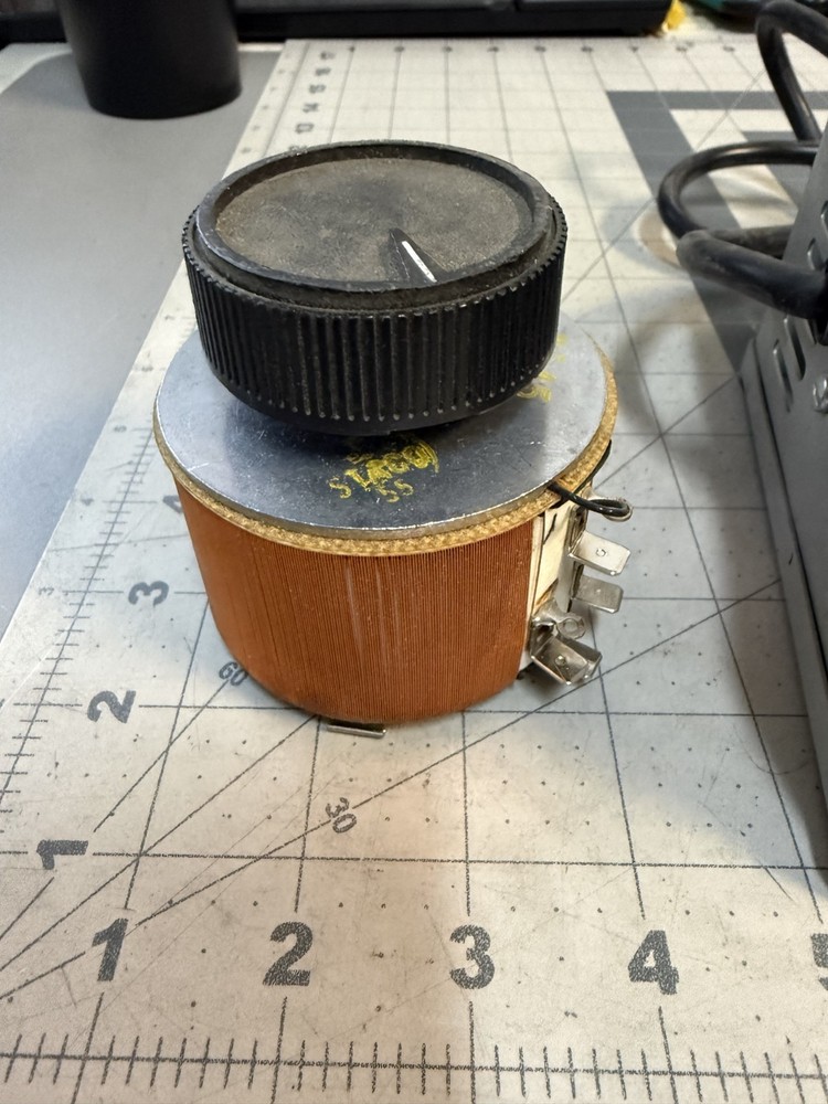 Staco Energy 3PN221B Variac Variable Transformer