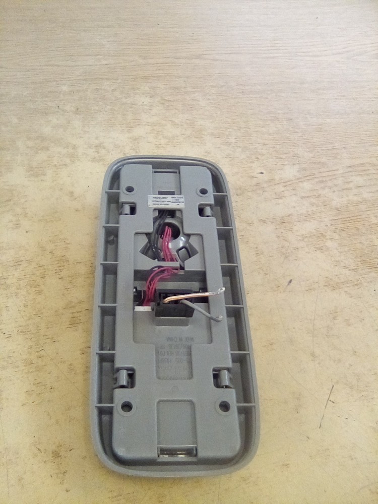 Volvo VNL 82758723 Dome Interior Light