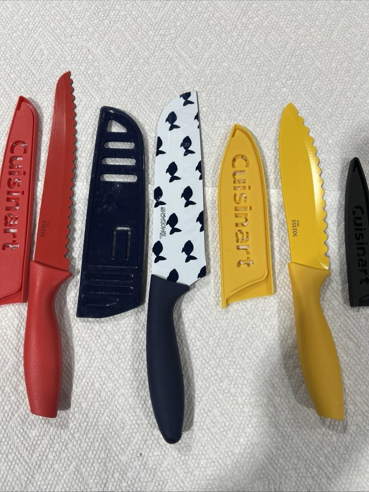 Knives With Sleeves 9 Pieces B5