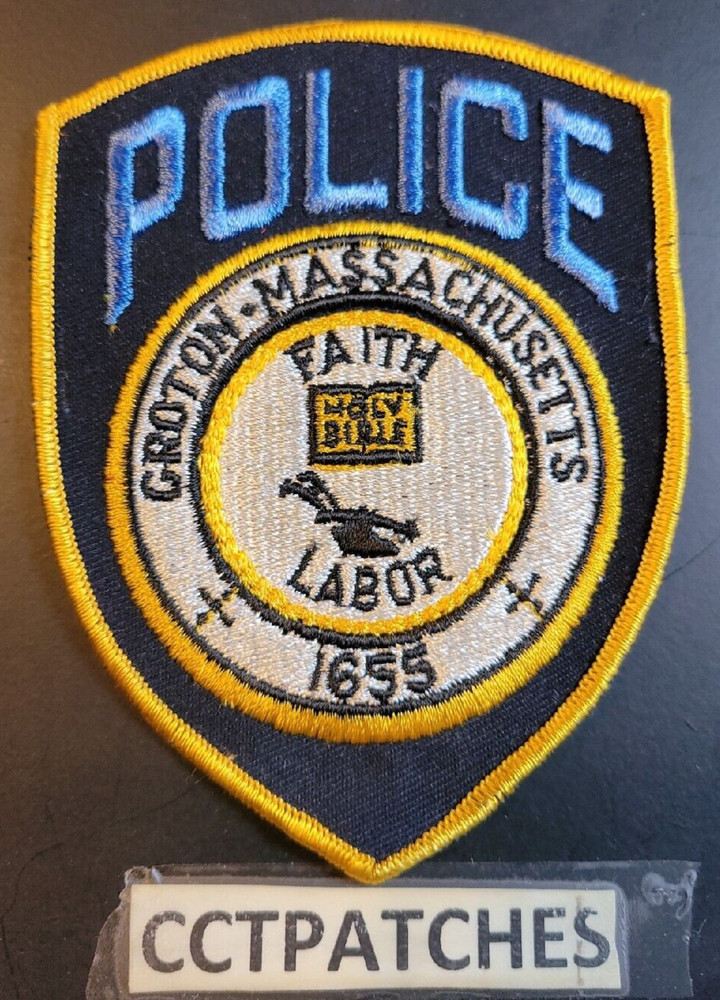GROTON, MASSACHUSETTS POLICE SHOULDER PATCH MA