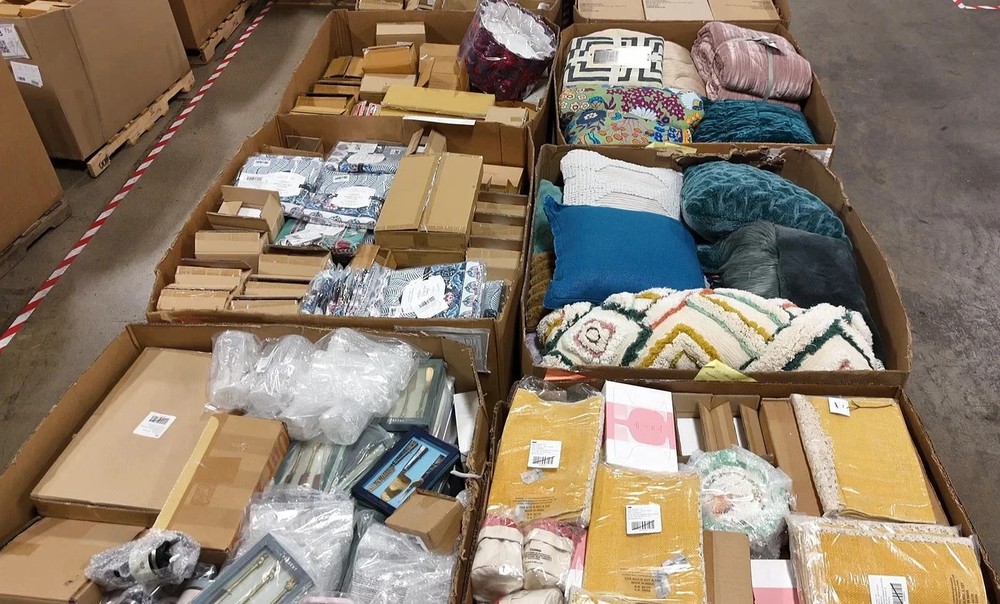 Ultimate Mega Value Premium Bundle – High-End Liquidation Mix Target - LARGE