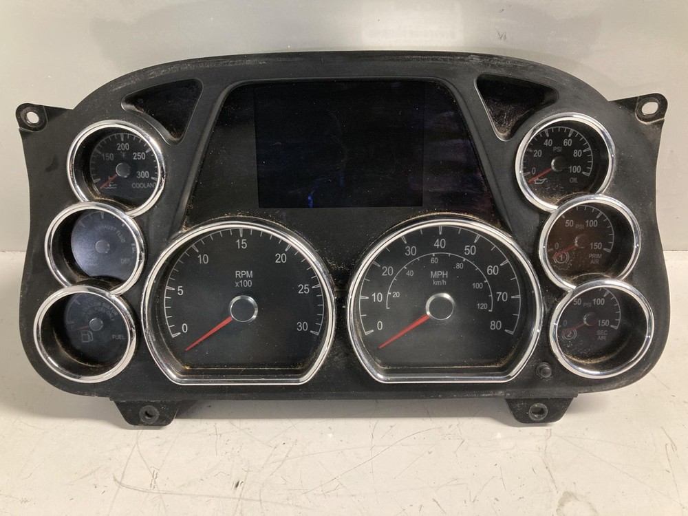 2013-2018 Peterbilt 579 Speedometer Instrument Cluster - Used