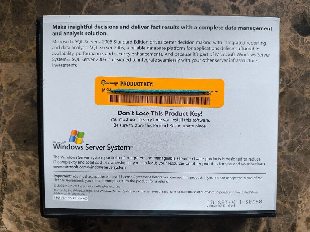 Microsoft SQL Server 2005 Standard RETAIL Box 5 CAL