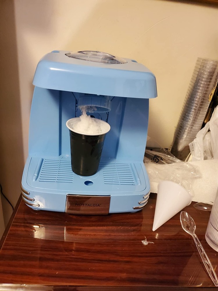 Retro Frozen Drink Maker - Automatic Mixing & Ice Shaver