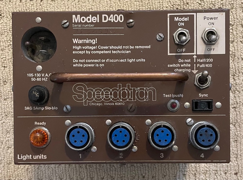 Speedotron Model D400 Photography Flash Power Supply Untested