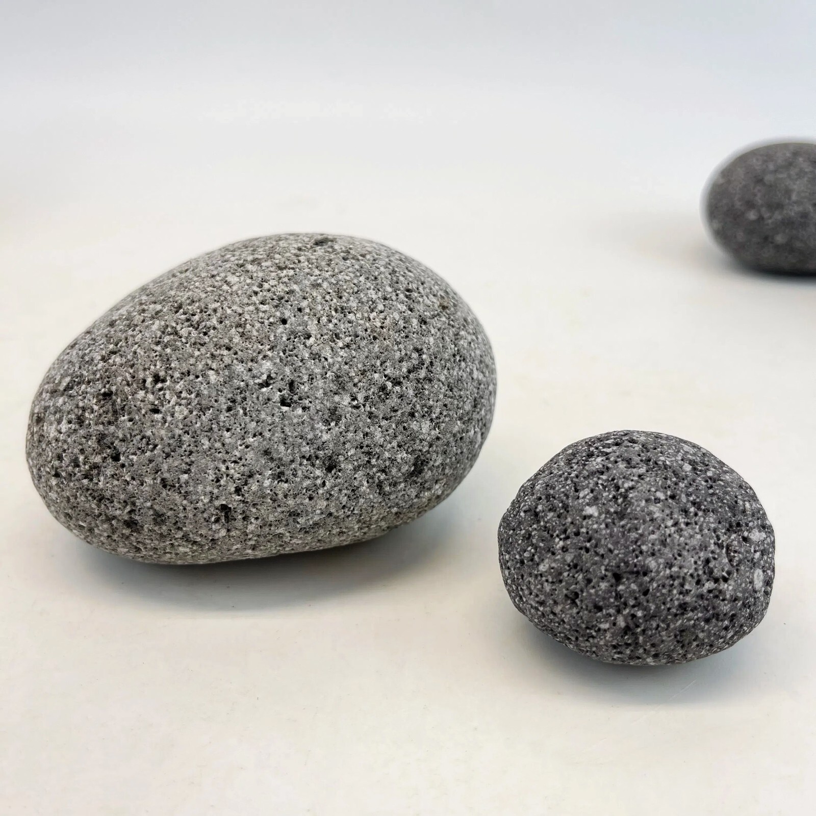 Tumbled Black Lava Rock Pebble/Planted Aquarium/Decoration/Hardscape/NaturalSton