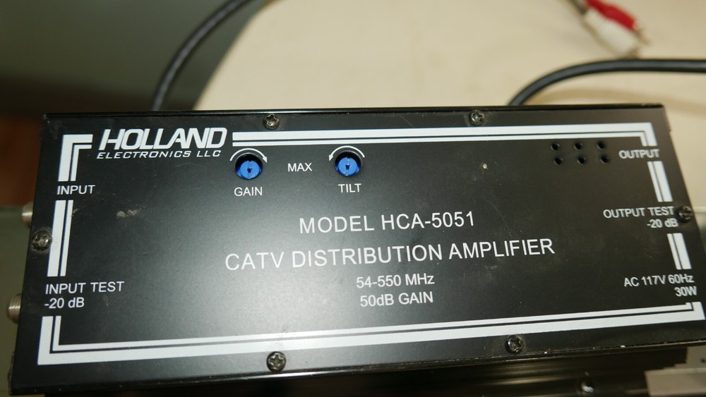 Holland HCA-5051 CATV Distribution Amplifier + HPM55 Modulator untested