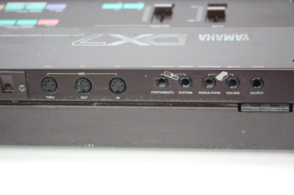 Yamaha DX7 Programmable Algorithm Synthesizer 1983 - 1987 - Black SHOP TESTED