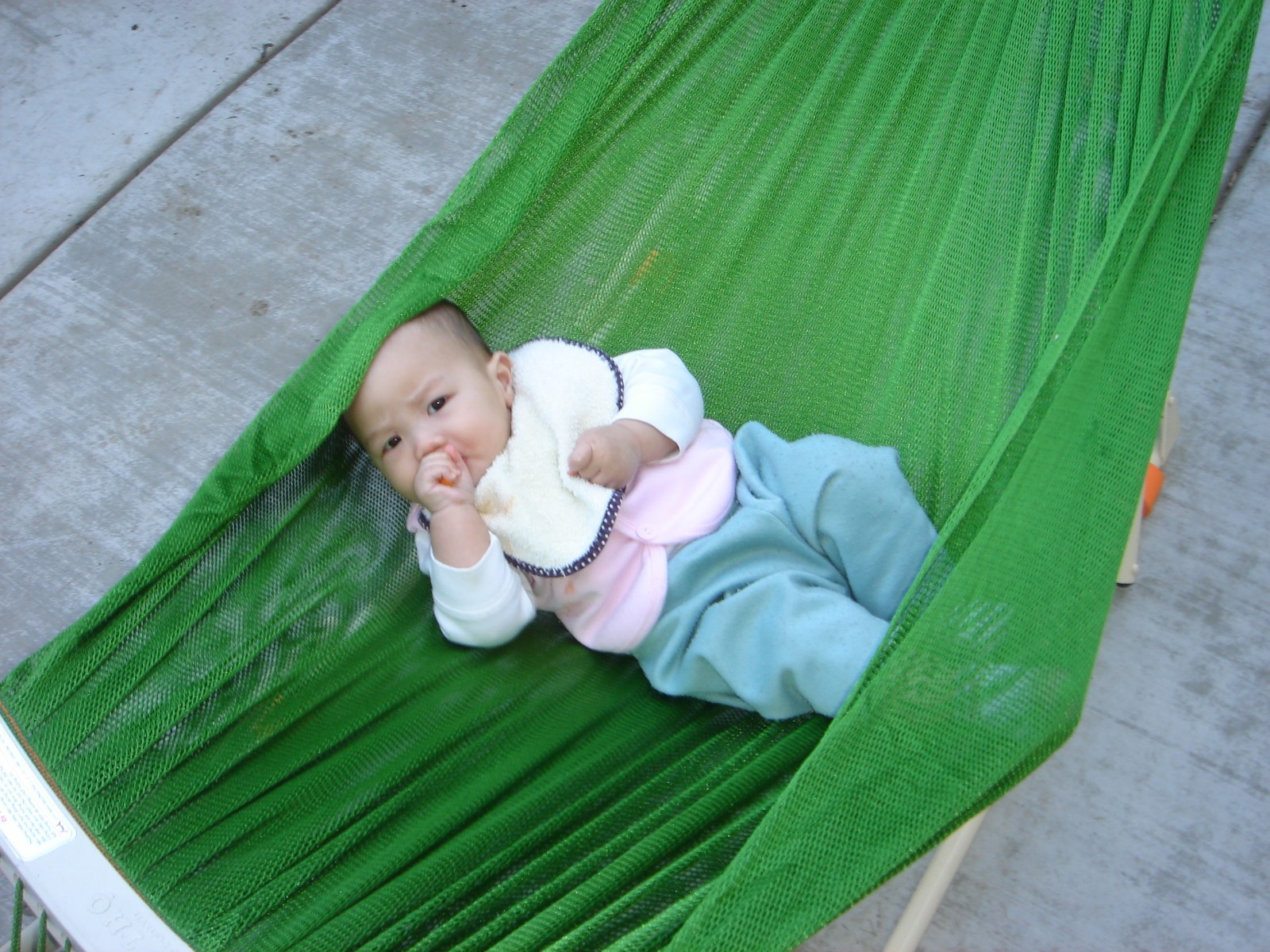 Indoor/outdoor kid's Hammock Swing Bed with Heavy Duty Adjustable Metal frame