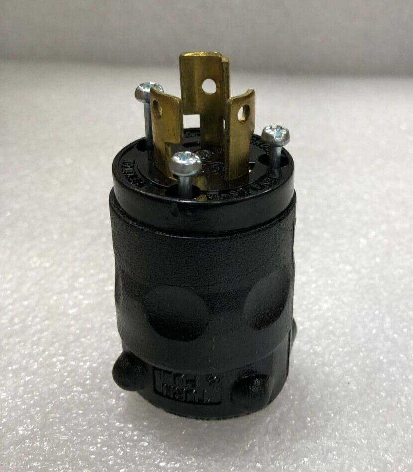 Levinton 2Pole, 3 Wire grounding plug locking 400-L5150 (Qty. 1)