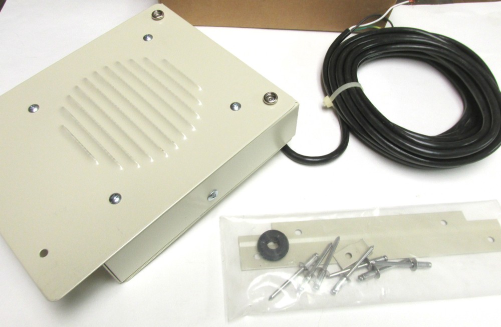 * NIB Multicomp Shipboard Intercom Speaker MC1967 .. P/N:76D1 .. VV-1042