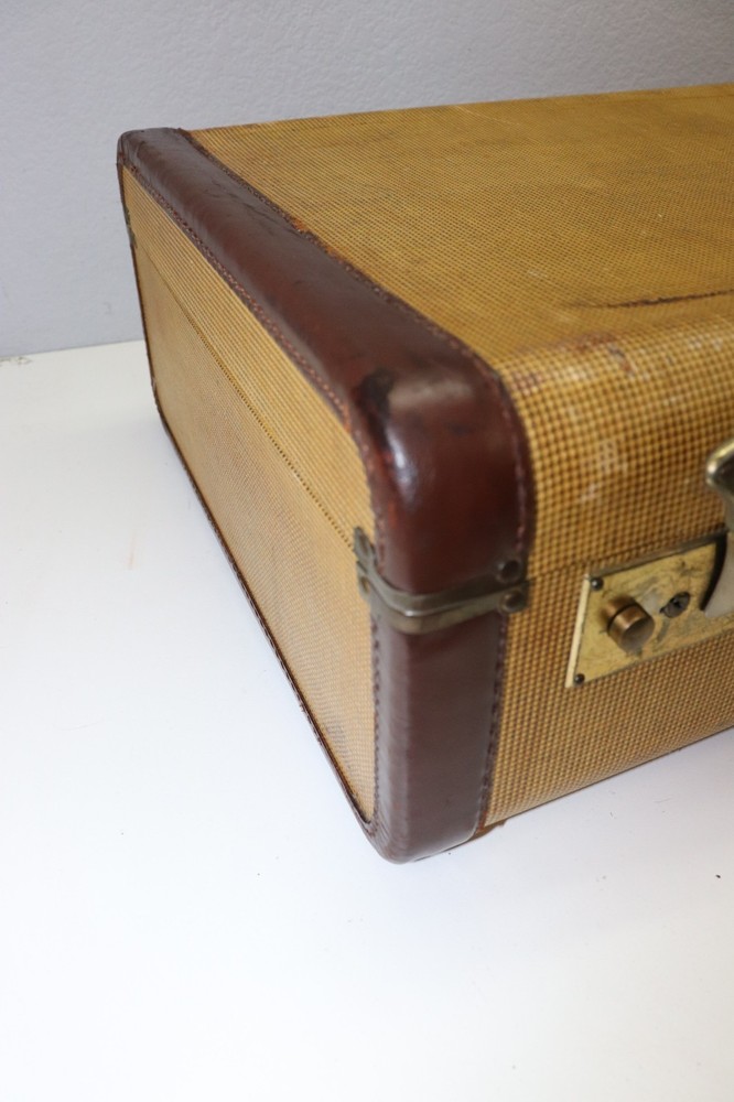 WWII US Vintage Tan suitcase with leather trim 21"x13 1/2" x 6 1/2"