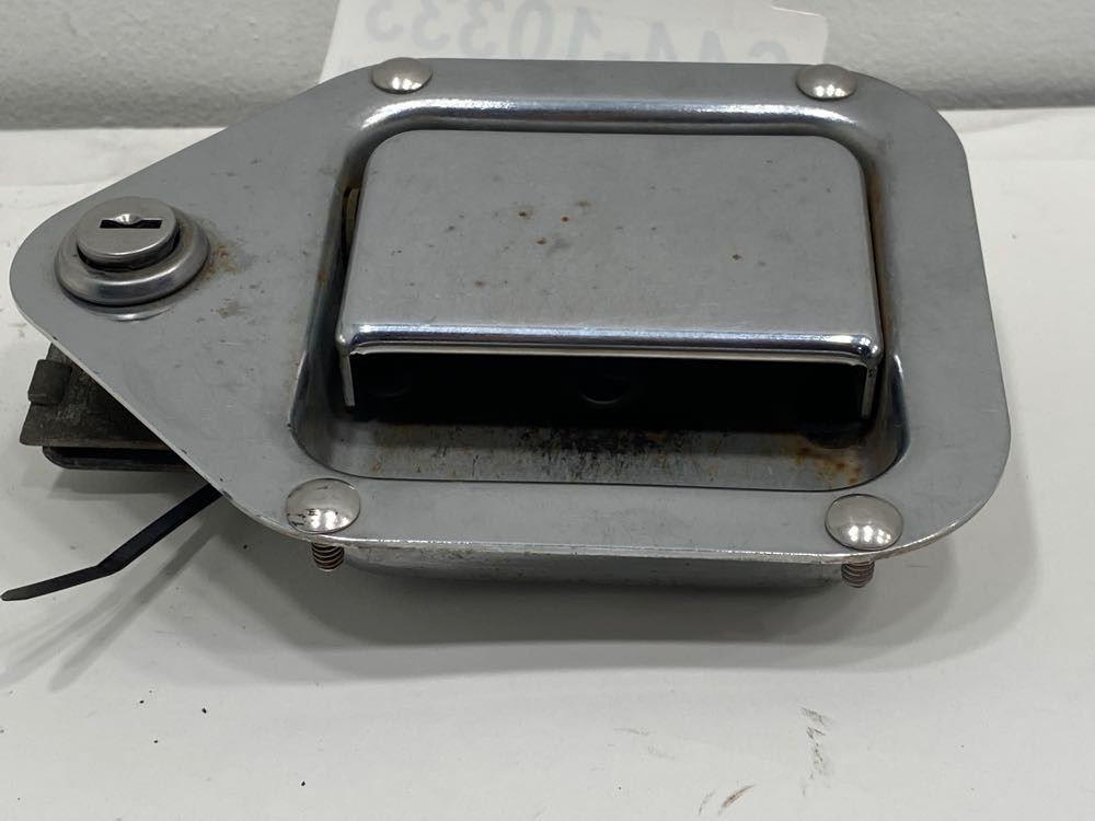 1999 Kenworth W900 Door Handle (644-10333)