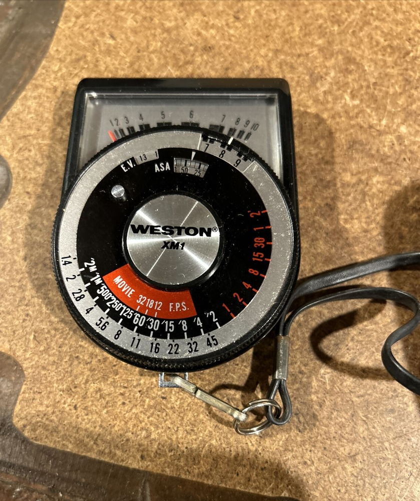 * Weston XM2 Model 550 Light Meter - Photography