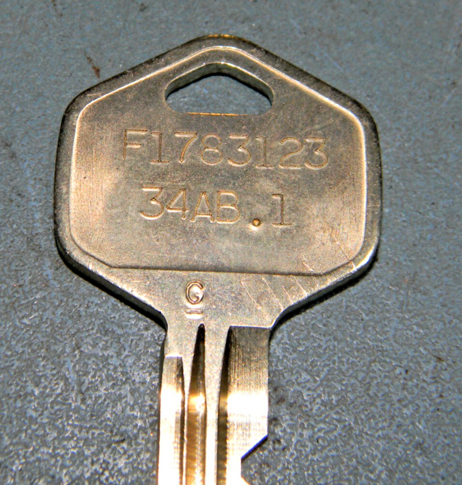 Instakey Core with Key F1783123