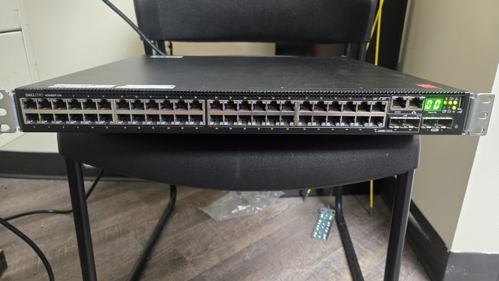 DELL EMC N3048EP-ON
