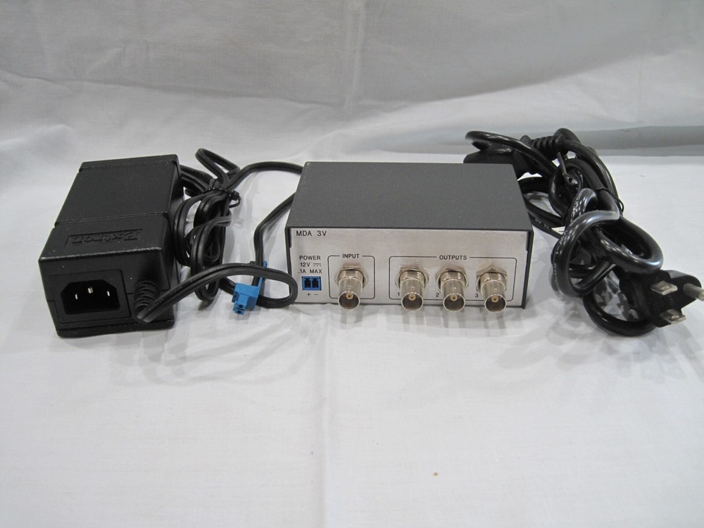 EXTRON MDA 3V Component Distribution Amplifier