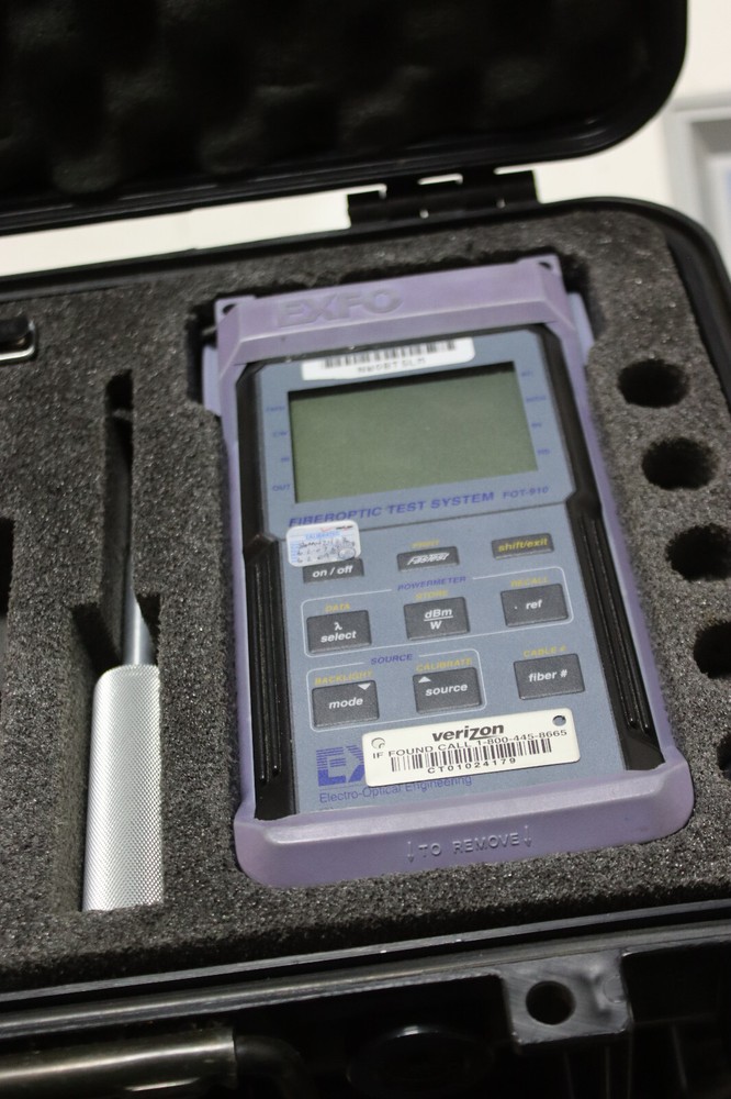 EXFO FOT-910 FIBEEROPTIC TEST SYSTEM