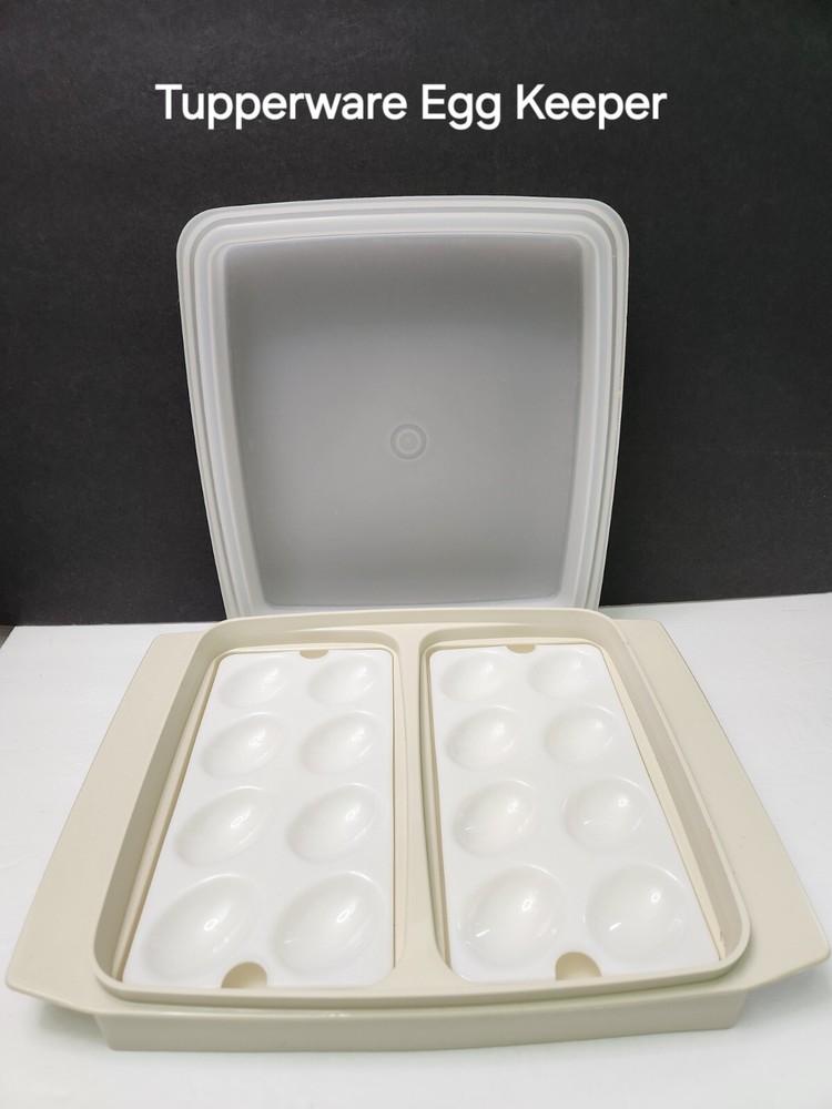 #723 Tupperware Deviled Egg Keeper Tan & White 16 Eggs