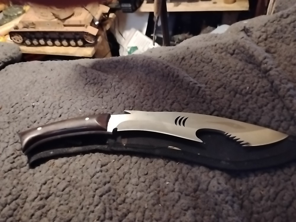 Shark Shape Knife