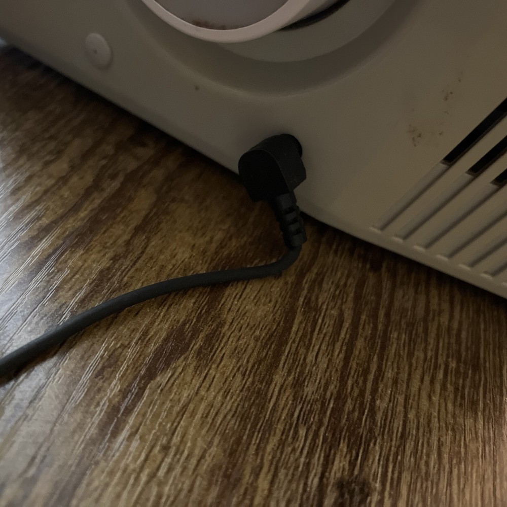 Elna lock PRO 5 DC SERGER SEWING MACHINE complete working