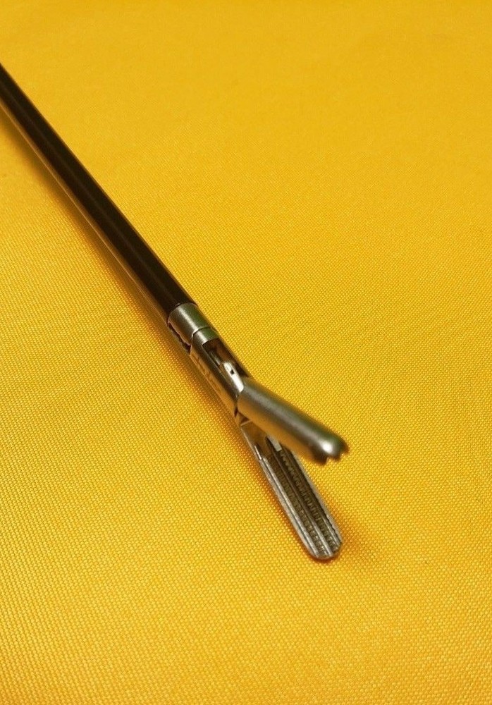 Stryker Laparoscopic 5mm x 45cm Monopolar Atramatic Forceps REF: 250-080-595