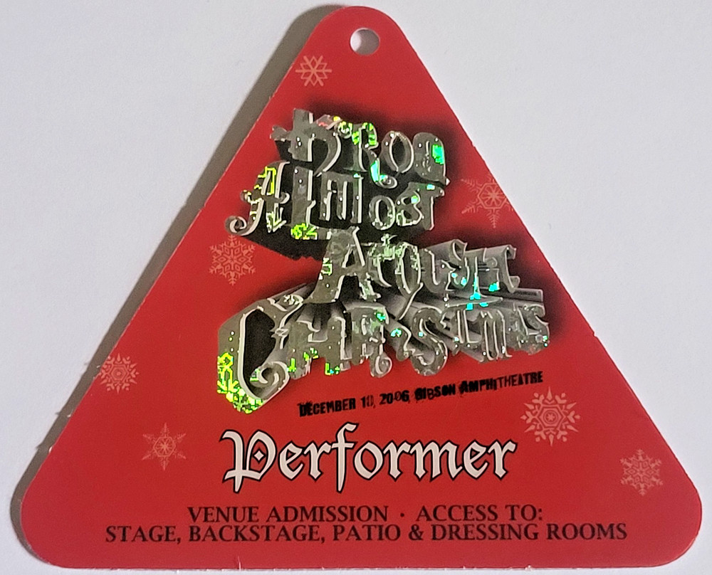 FOO FIGHTERS, PANIC! AT THE DISCO, THE KILLERS - GUEST LAMINATED BACKSTAGE PASS