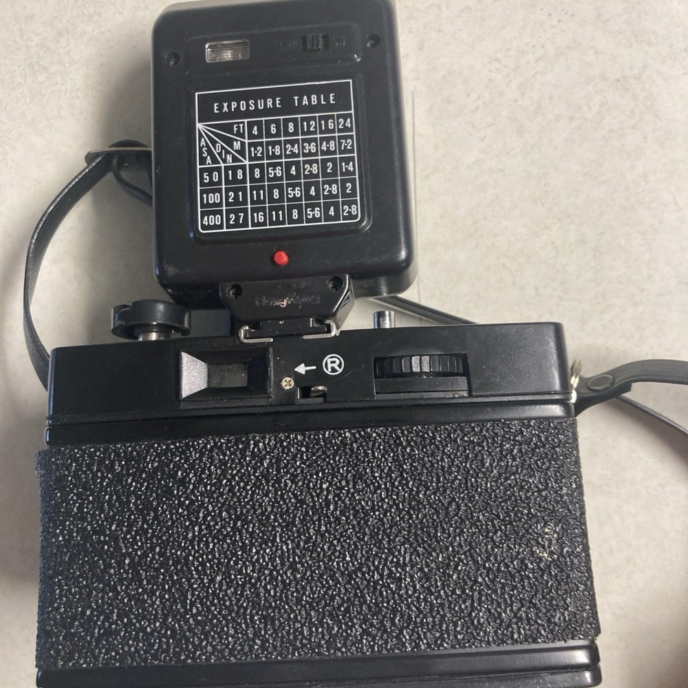 Vintage Windsor Bentley W-14 Camera UNTESTED