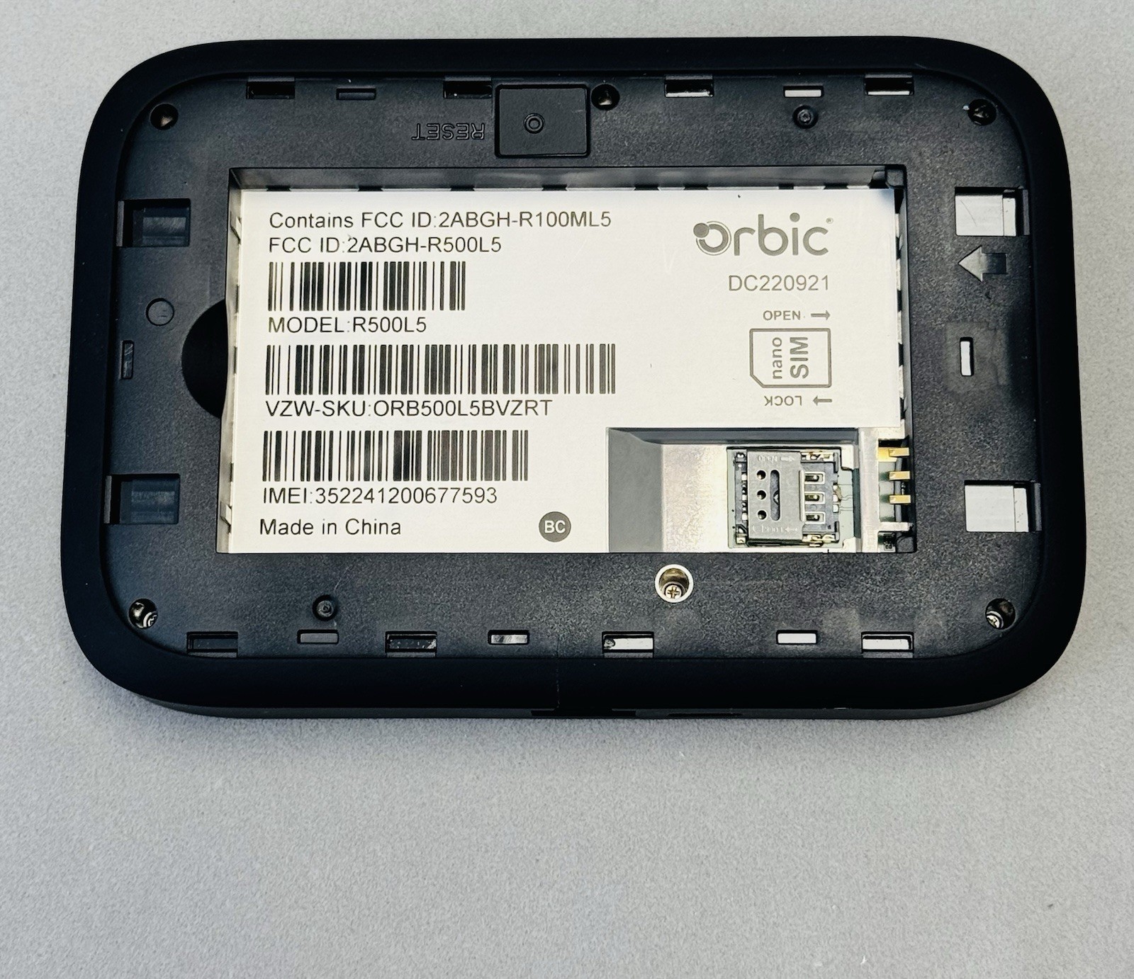 Orbic R500L5 Verizon 5G Mobile Hotspot / MiFi Router w/Battery