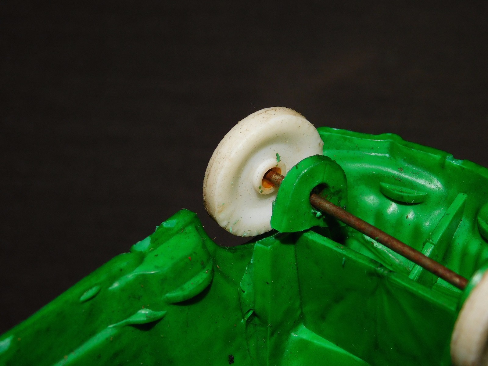 VINTAGE MADE IN USA TOY 5 3/4" LONG PLASTIC AUBURN GREEN TRUCK