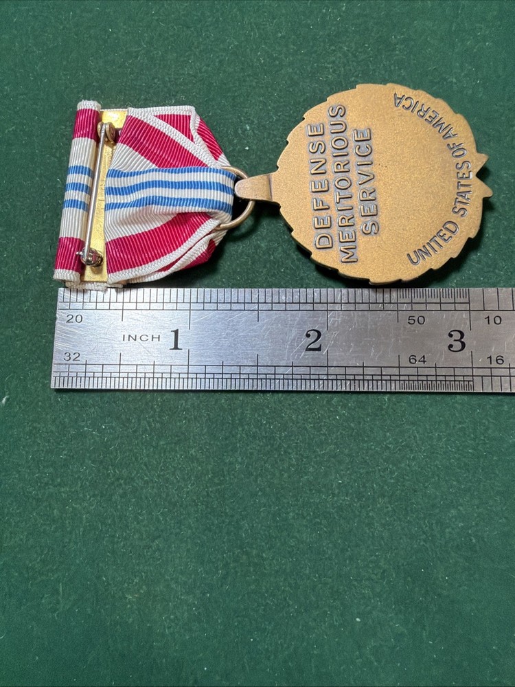 US Full Size Medal DEFENCE MERITORIOUS SERVICE